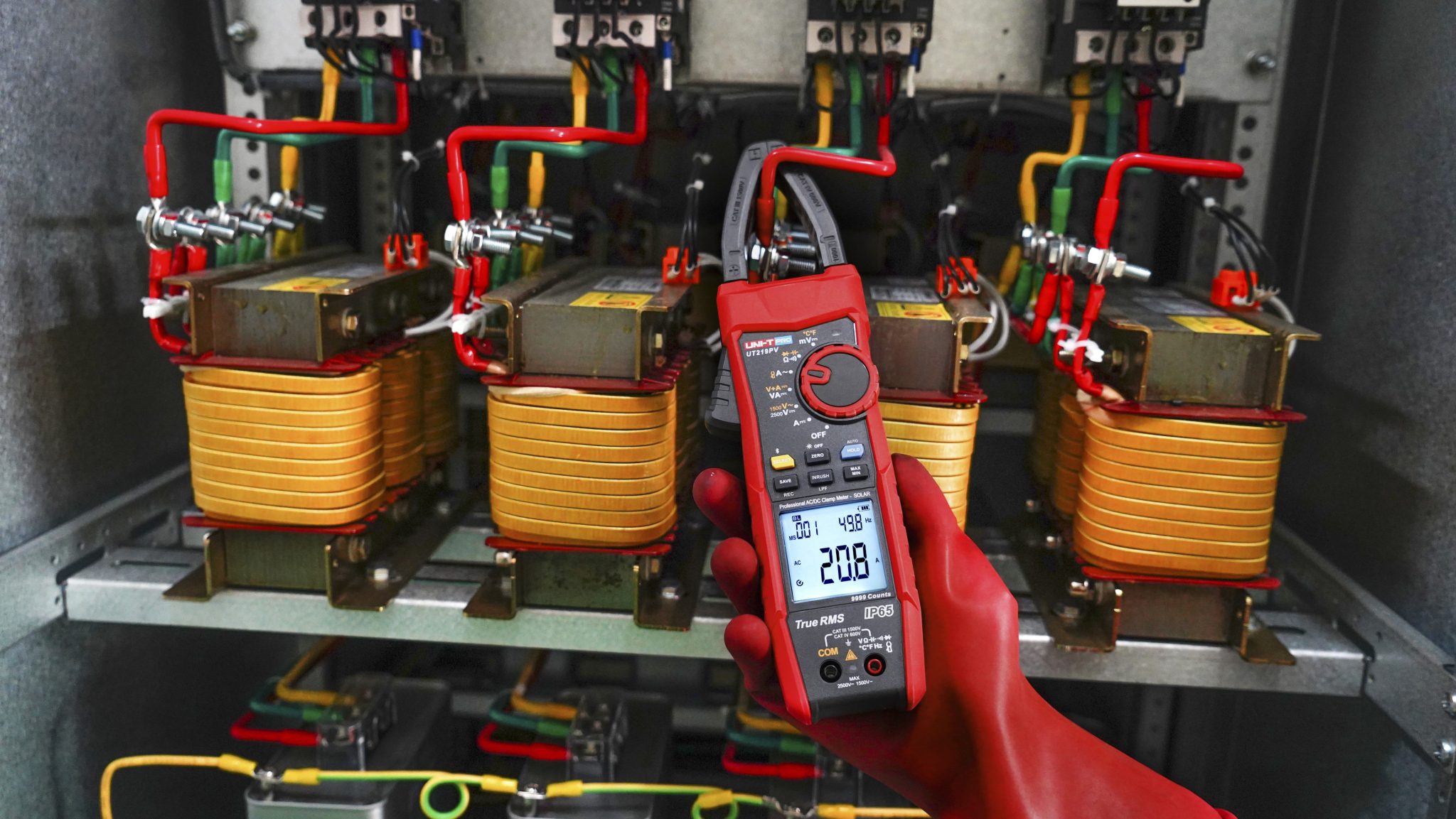 ut219pv-stromzange-fuer-solaranlagen-solarinstallation-messgeraet-clamp-meter-solar-applications-photovoltaik-5 ut219pv-stromzange-fuer-solaranlagen-solarinstallation-messgeraet-clamp-meter-solar-applications-photovoltaik-5