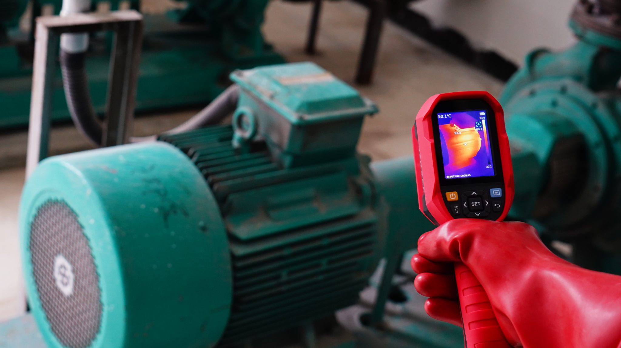 uti716b-waermebildkamera-anwendung-thermal-imager-application-2 uti716b-waermebildkamera-anwendung-thermal-imager-application-2