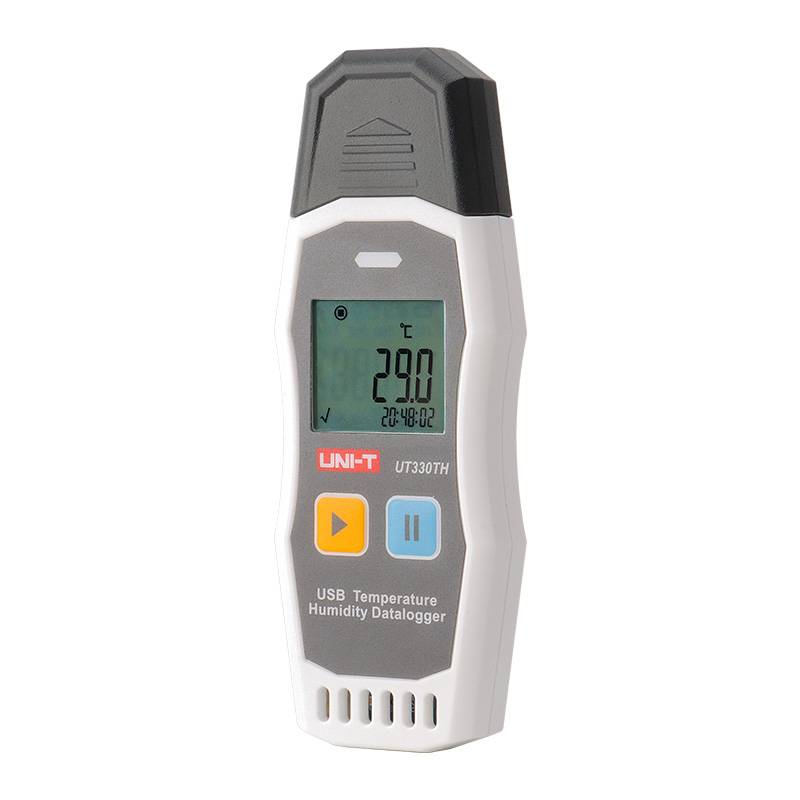 UNI-T UT330TH USB-Datenlogger für Temperatur und Luftfeuchtigkeit in einer leicht erhöhten Frontalansicht vor weißem Hintergrund.