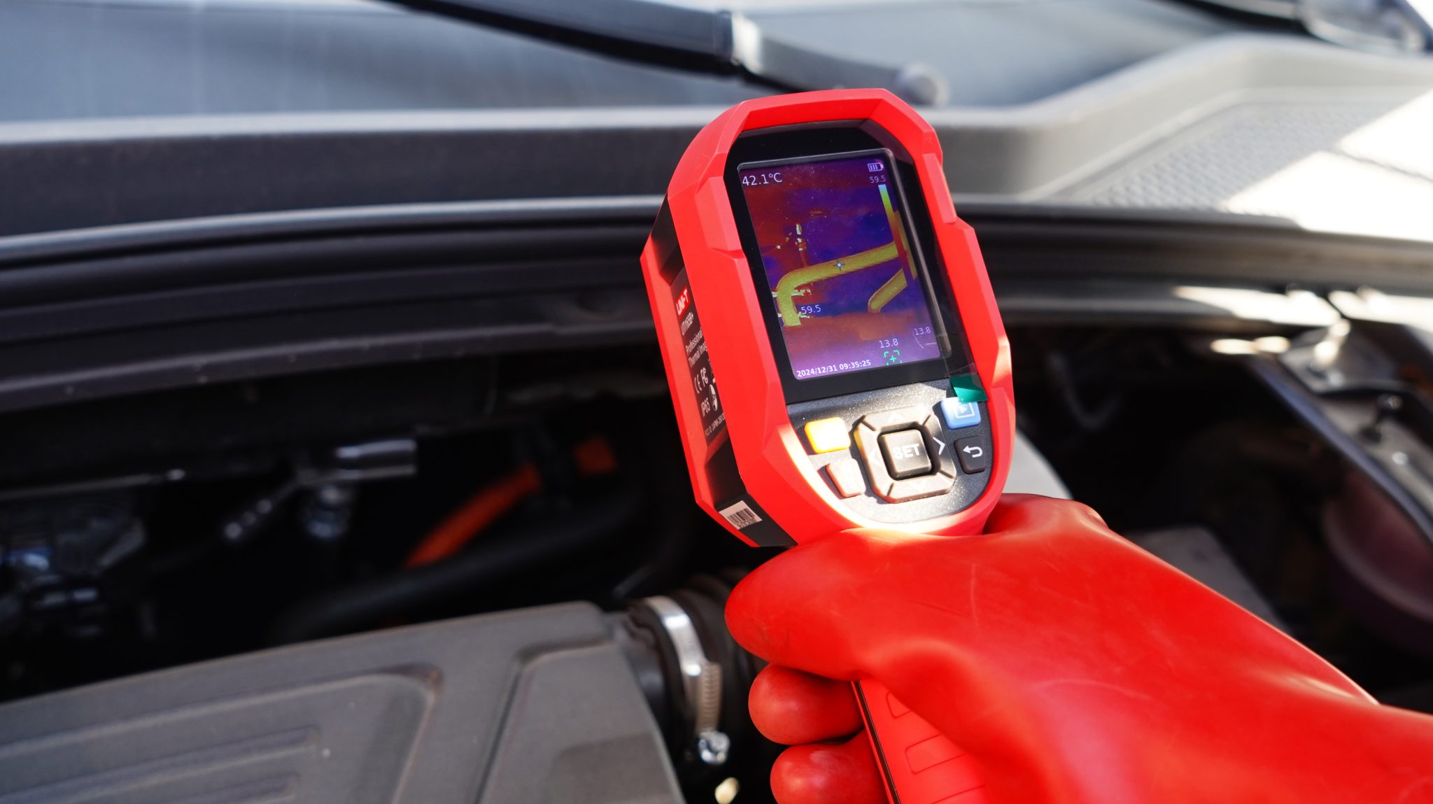 uti716b-waermebildkamera-anwendung-thermal-imager-application-4 uti716b-waermebildkamera-anwendung-thermal-imager-application-4