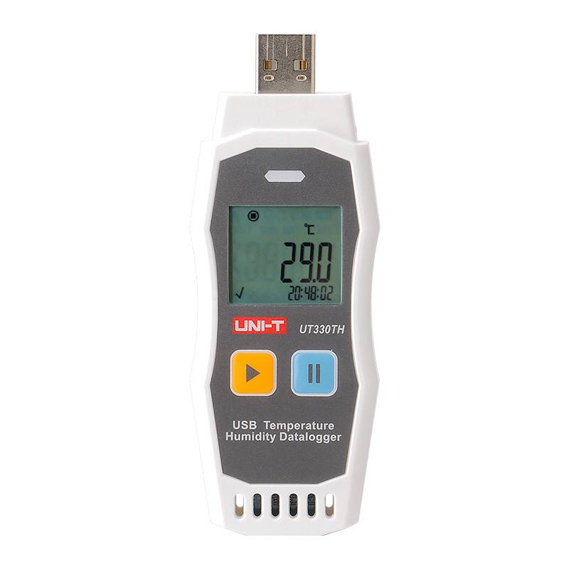 UNI-T UT330TH USB-Datenlogger mit abgenommener Schutzkappe, der den integrierten USB-A-Anschluss für den Datentransfer zum PC freilegt.