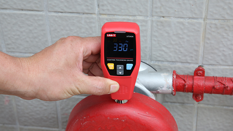 ut343a-schichtdickenmesser-lackmesser-coating-thickness-meter-anwendung-application-messen-von-lackdicke-2 ut343a-schichtdickenmesser-lackmesser-coating-thickness-meter-anwendung-application-messen-von-lackdicke-2