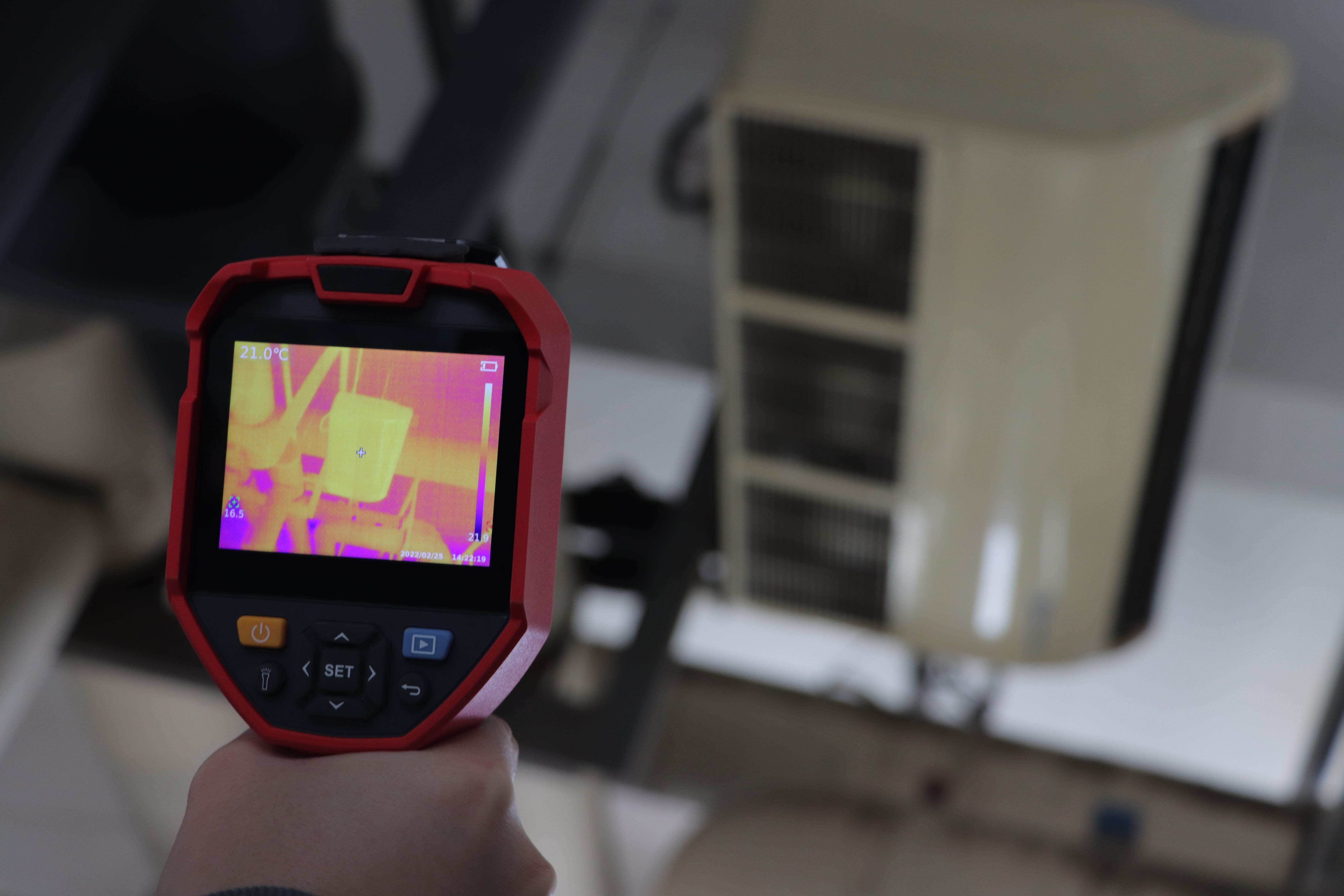 UTi720E Profi Wärmebildkamera -20°C bis 550°C, 256×192, USB, Wi-Fi